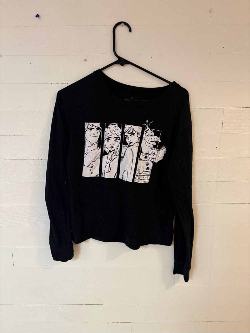 Disney Frozen II Black Long Sleeve Graphic Shirt Elsa Anna Olaf Kristoff S